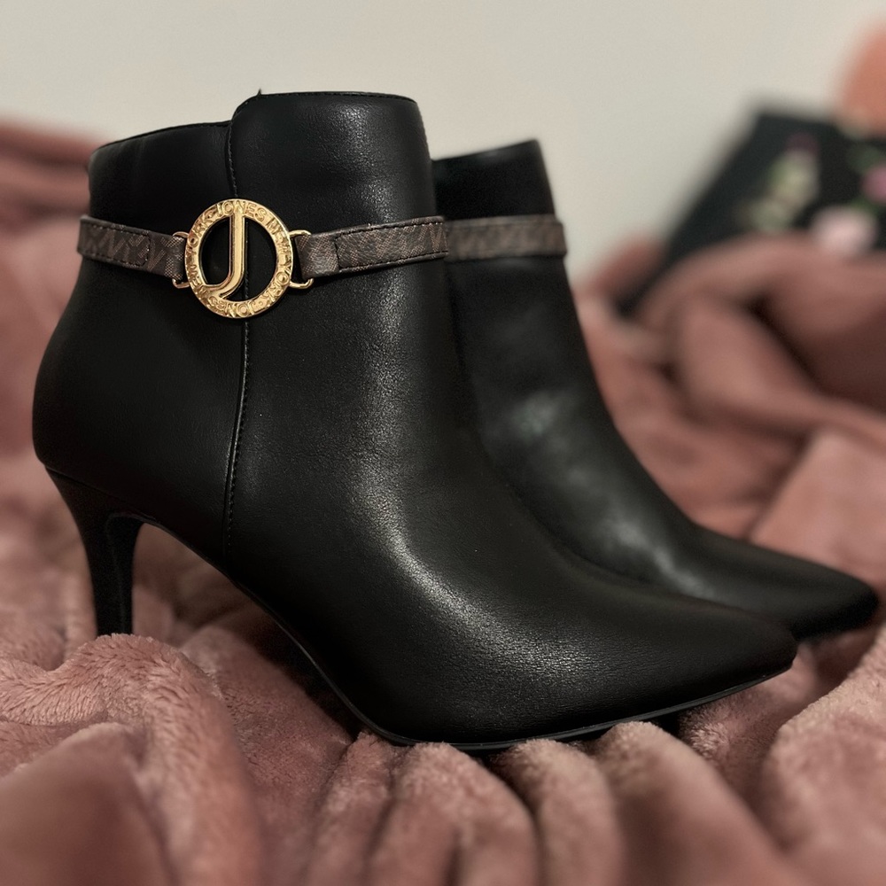 Jones New York brand new high heels boots